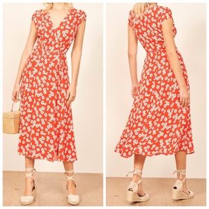 Reformation Carina Wrap dress 2x